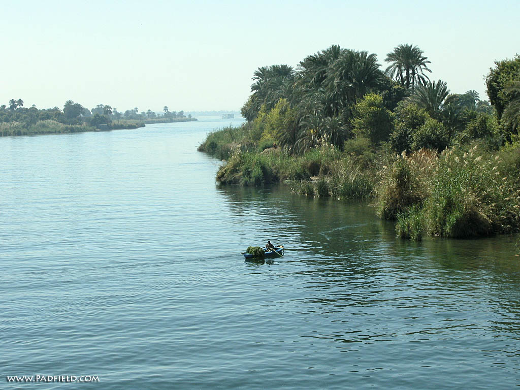 nile river pictures shape